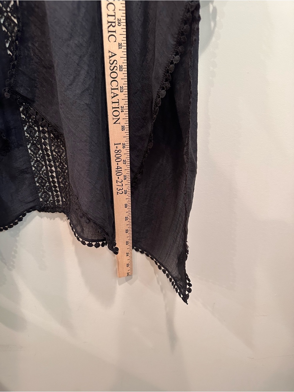 Steve Madden Black Lightweight Kimono Cover-Up with Pom Trim One Size - Picture 4 of 5
